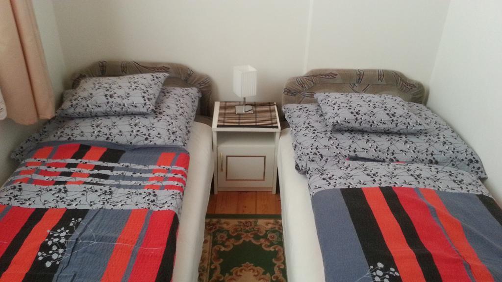 Csokonai Guesthouse Zamárdi Habitación foto
